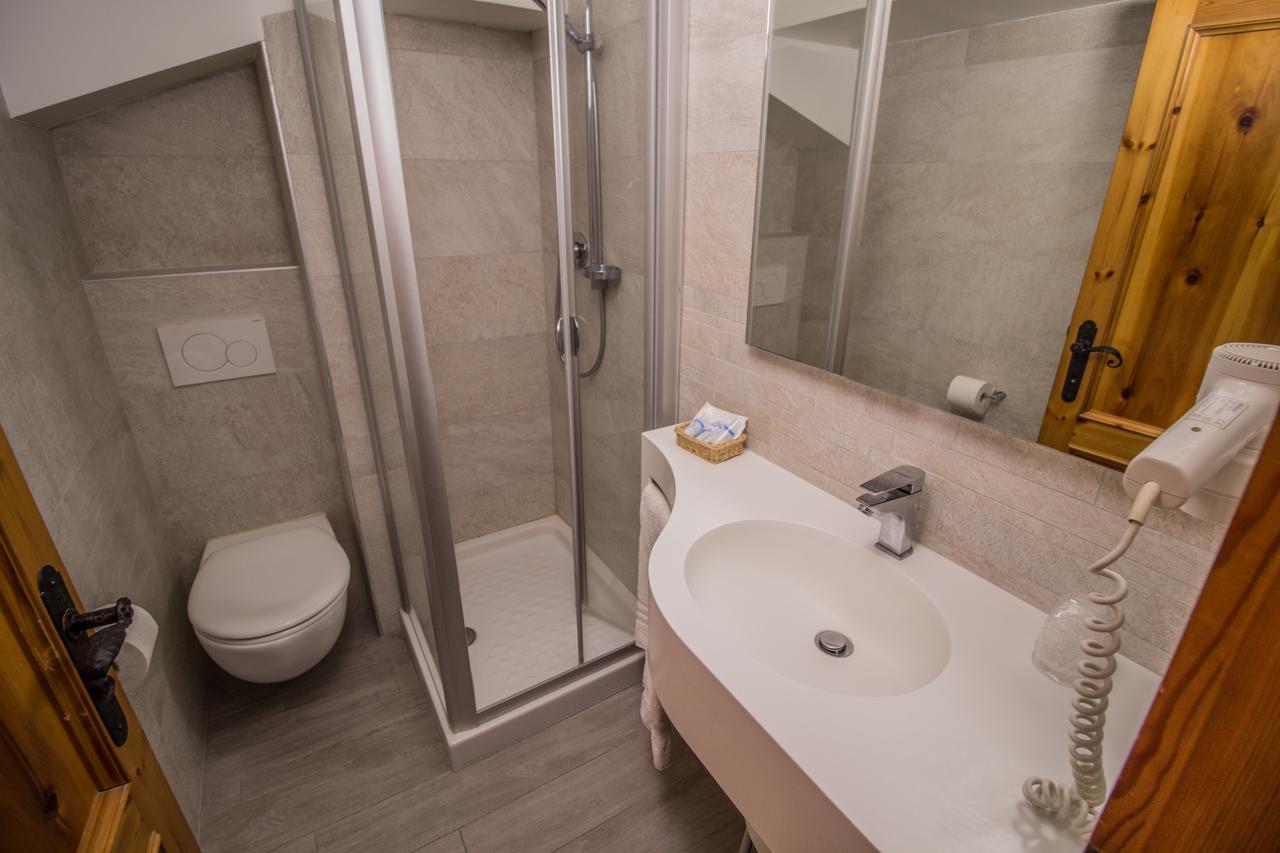 Garni Bellavista Hotel *